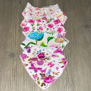 Floral Cloth bib lot